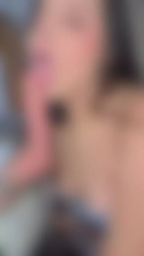 https://stripchat.com/Alliceadams/follow-me by alliceadams