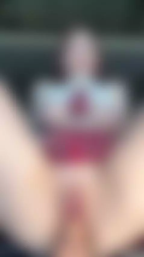 Wanna see how hard my pussy cums? Check out the free link in... by jessfoxy