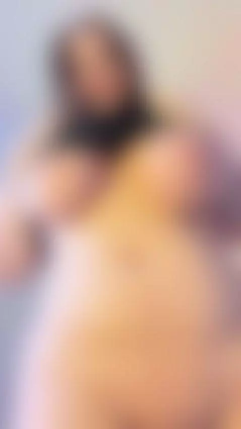 My body hums for more 💋😈 by magdalenax