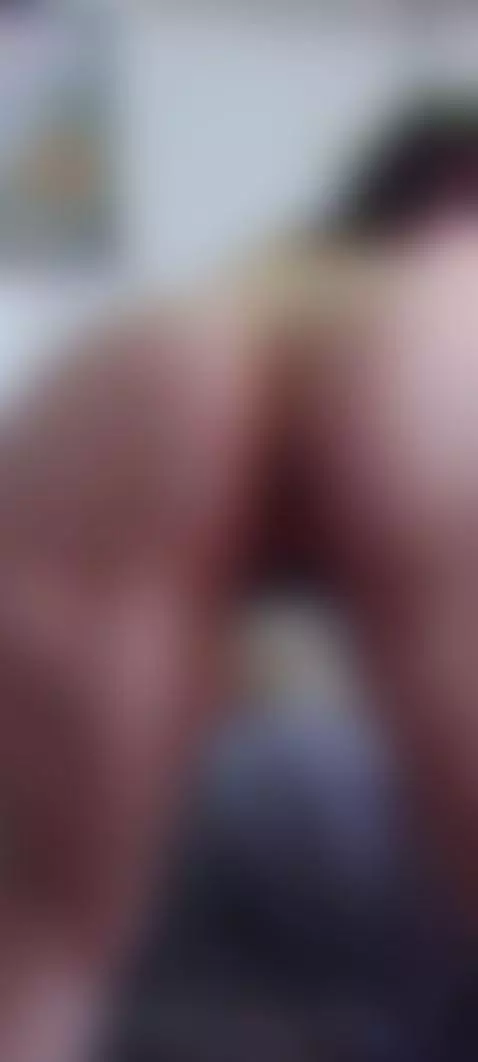 que rico sacudir tu verga con mi culo by pisces49