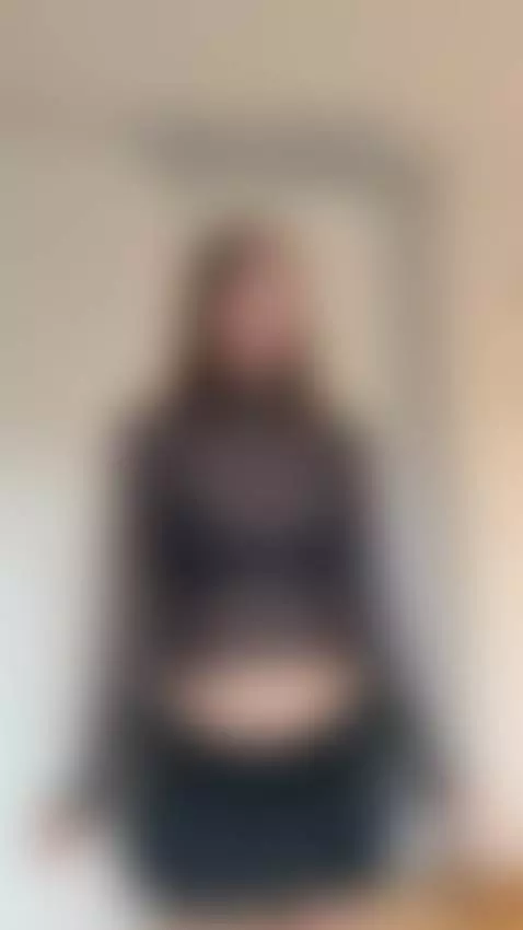 Want to bruise the back of my throat? by selenabloom18