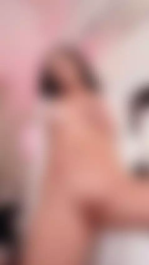 What are you doing rn? Subscribe to my OF, let's have fun🩵 by beautifulluna
