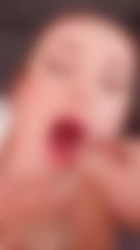 Be a good boy and cum on my mouth by beautifulluna