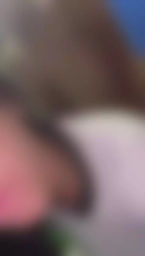 Se Me metió Mi Primo Y Esta Asotandome Bien Rico🥵🥵 
Eso Prim... by princesita2317