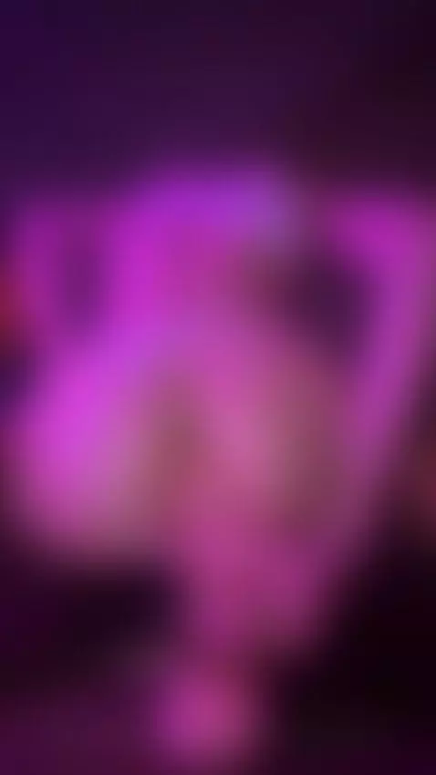Tonight I want to be used, loved, and completely undone 💋💦 by larsangeltrans
