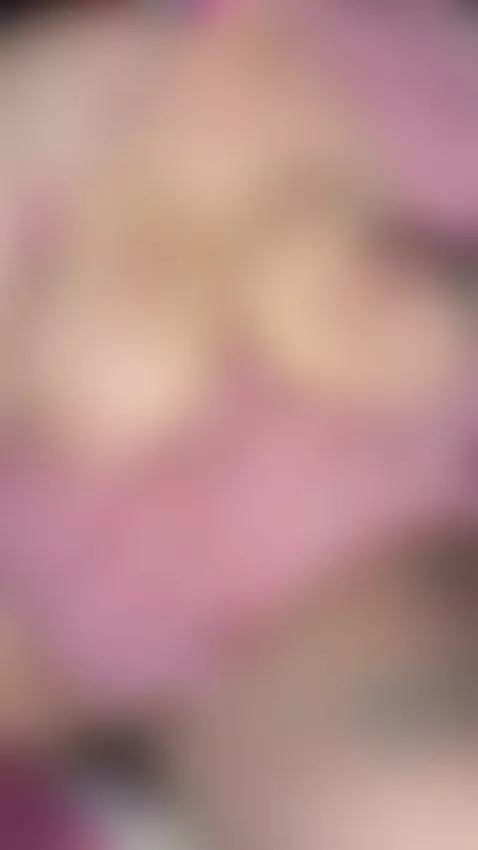 Onlyfans model liz hernandez follow me baby 😈 by lizhernandez