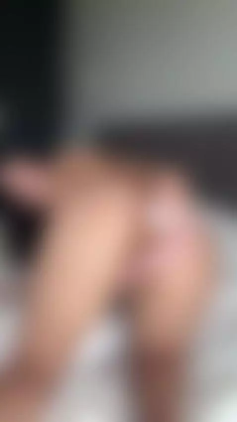 Nude on bed holding small object near my ass😈 full solo on S... by valenciasoul