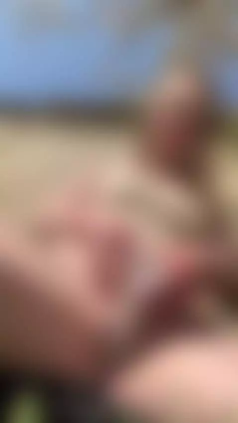 Spread my legs in the garden and just came 💦 Sub OF by blondydollies