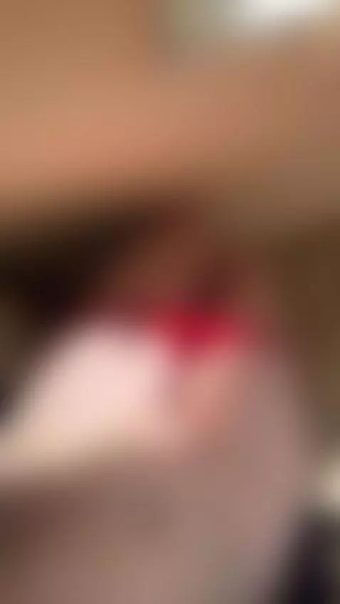 I lie down with my legs spread 🍑 Onlyfans by blondydollies