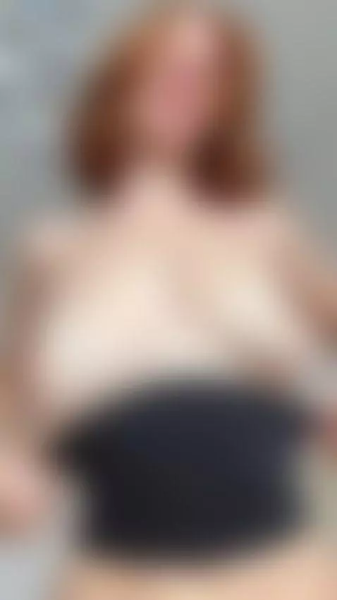 Redhead teen slipped out of her top and enjoyed every second by nananyan