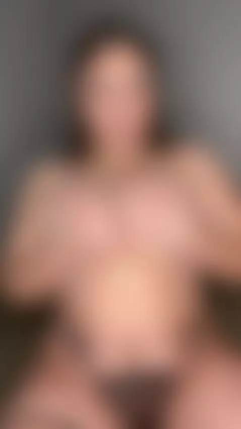Very explicit and wet😋what do you think? by anastasia696