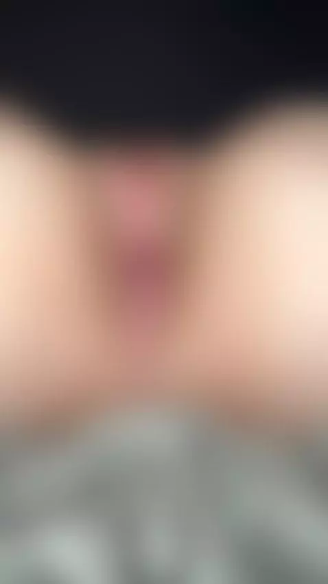 rubbed until my pussy was completely soaking wet 💦 by mayadxd
