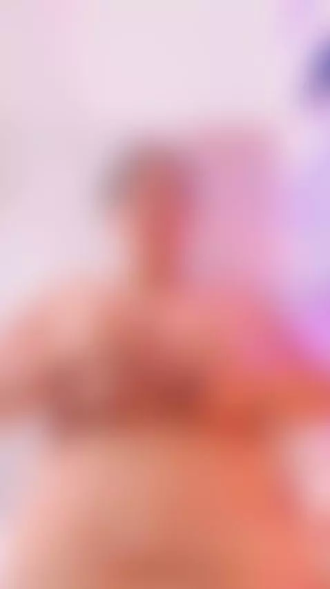 im so big and hot 🥵 by danii-bigg