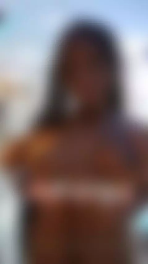 https://es.stripchat.com/Roxan-hot69
https://es.chaturbate.c... by roxan-hot69