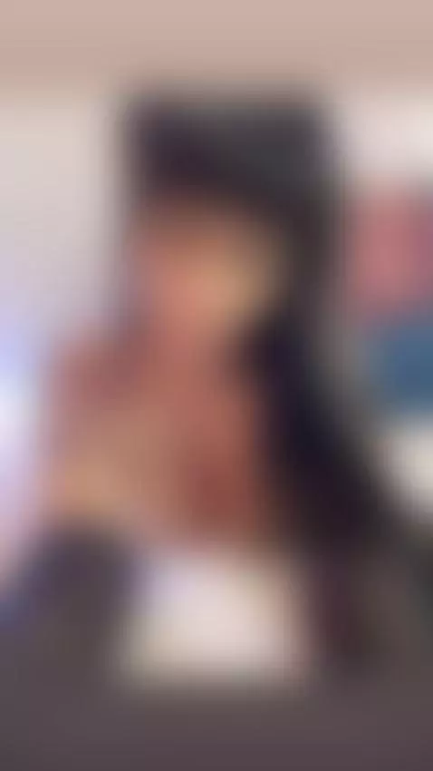 Hi lets talk on my OF Link in my Bio by paosweetheart