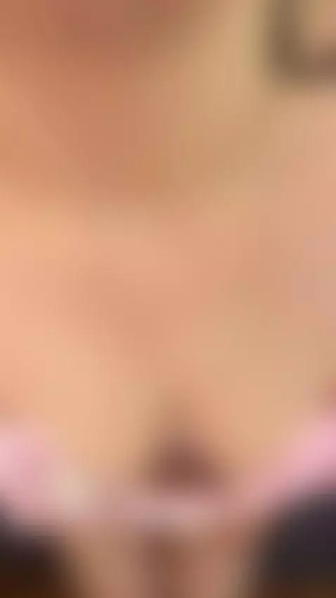 I love it when I'm getting fucked and having my nipples bitt... by onlysofiart
