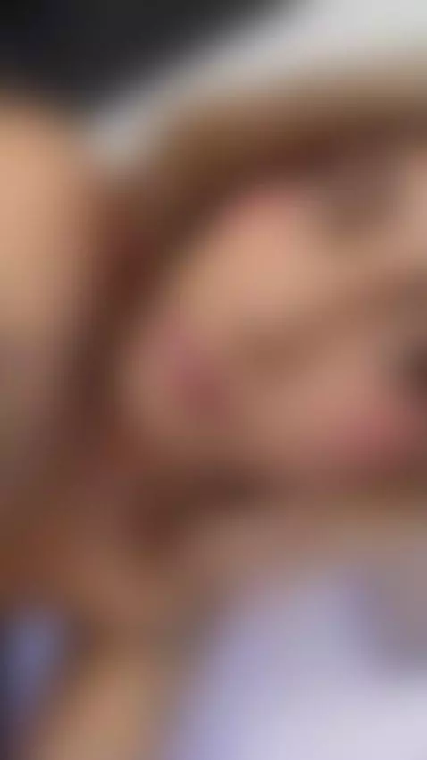 Doesn't this pretty face deserve your cum? 💙 by lily-cooper