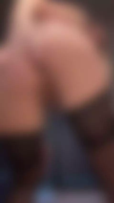 I finger my asshole to get a hard-on by angielanets