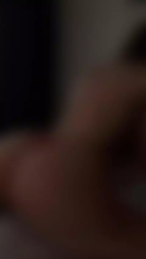 Sexy look with tongue out grabbing my thick ass 🔥 Onlyfans by naomiblaire