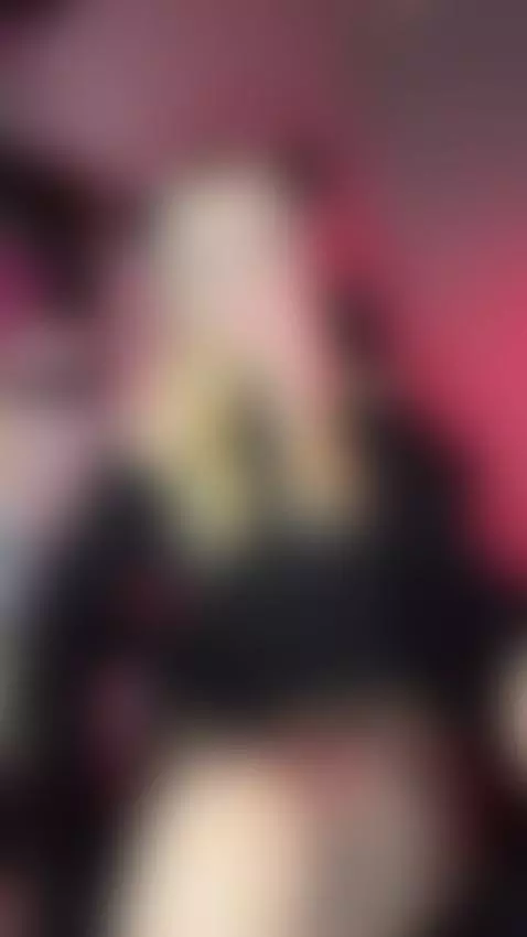 My slave must worship my cock by vixieblaze