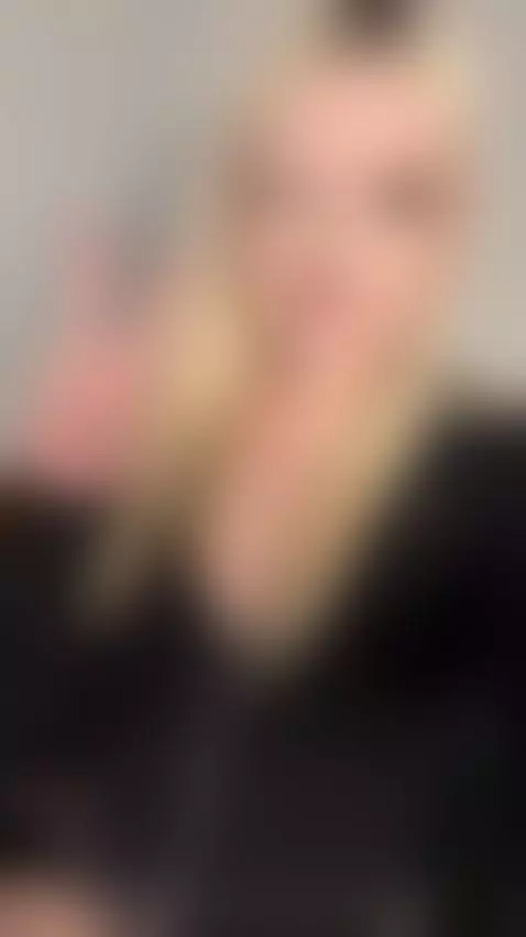 I cum on my face and taste my own semen by vixieblaze
