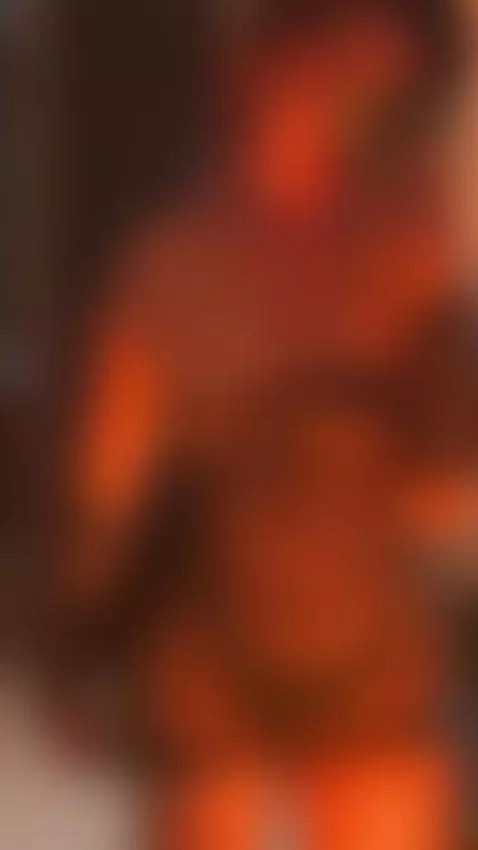 Online: www.camsoda.com/es/amaarella28 by amaarella28