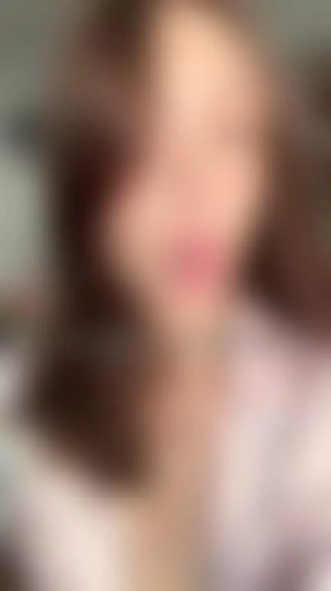 🔞Smiling long-haired beauty in kitchen lingerie 🍑 Only on OF by kiki1011