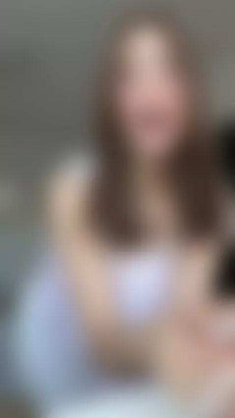 🍆Smiling long-haired girl ready to please 😈 Subscribers OF by kiki1011