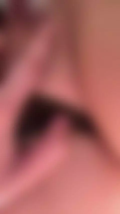 Watch me play with my wet pussy on the floor 💦 Sub OF by elisemore