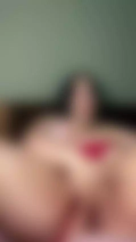 Naked tight fat ass squirting horny  Full vid on OF by lilidasha