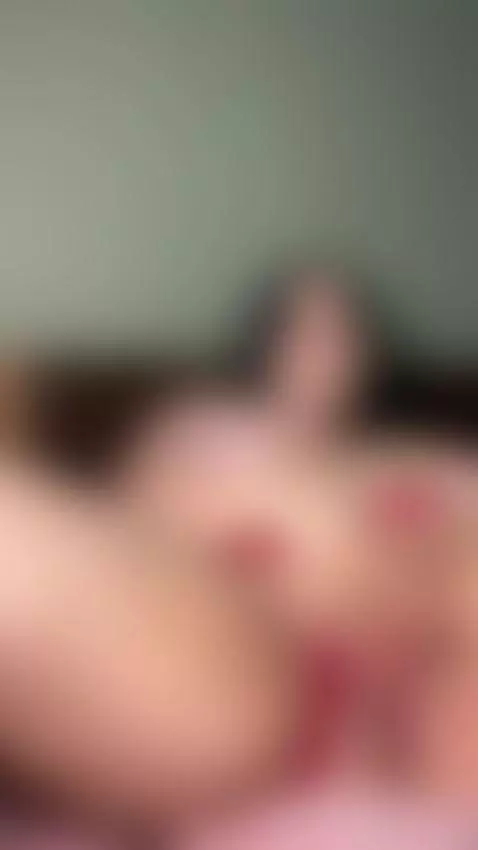 🔞 sexy body curvy masturbating tight pussy 💦🍑 Link in OF by lilidasha