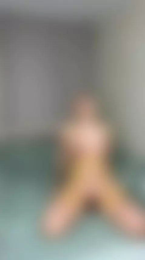 slutty big tits pussy eating nude wet pussy  Check my OF by tinawet