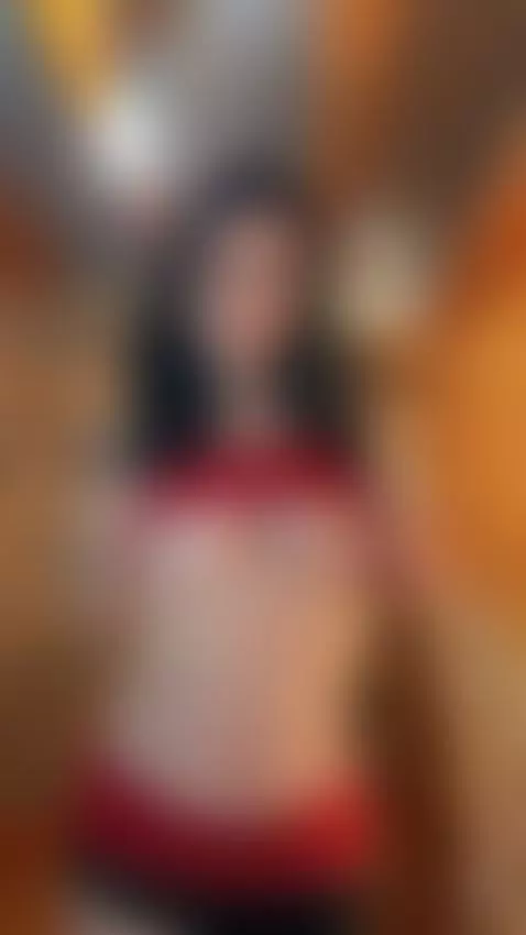busty, sexy, hot by baddiexoxo1995