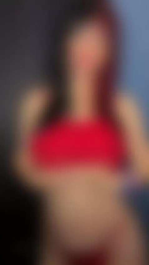 busty, sexy, hot by baddiexoxo1995