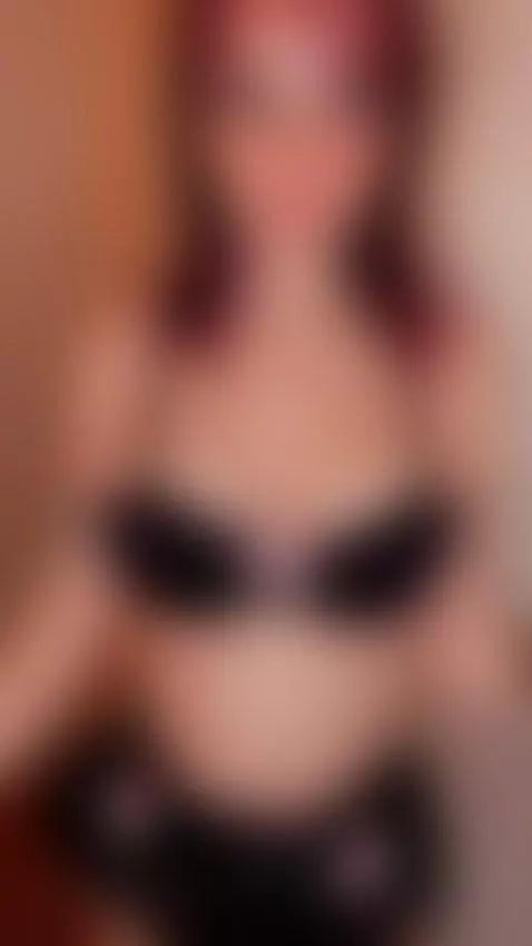 busty, bigtits, teasing by baddiexoxo1995