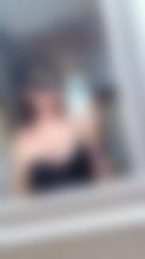busty, bigtits, teasing by baddiexoxo1995