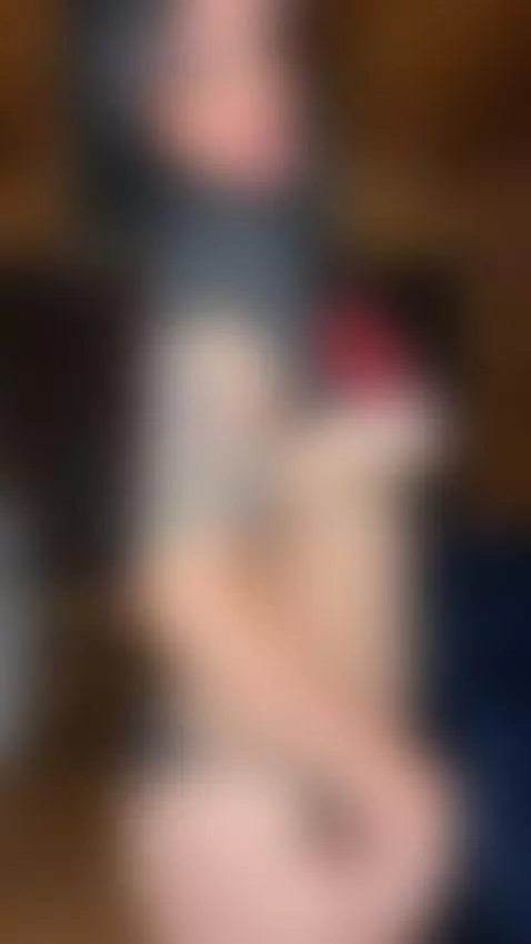 busty, bigtits, ass by baddiexoxo1995