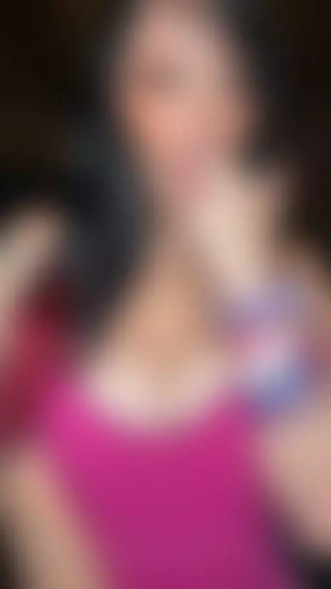 busty, bigtits, teasing by baddiexoxo1995