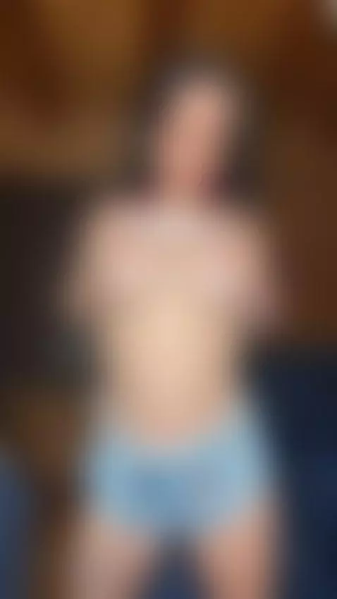 busty, bigtits, teasing by baddiexoxo1995