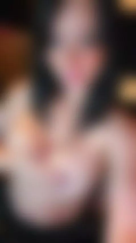 busty, bigtits, teasing by baddiexoxo1995