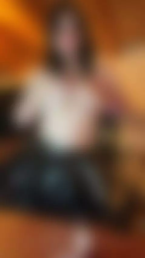 busty, bigtits, teasing by baddiexoxo1995