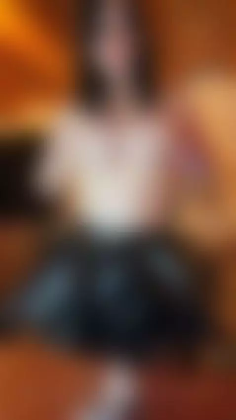 busty, bigtits, teasing by baddiexoxo1995