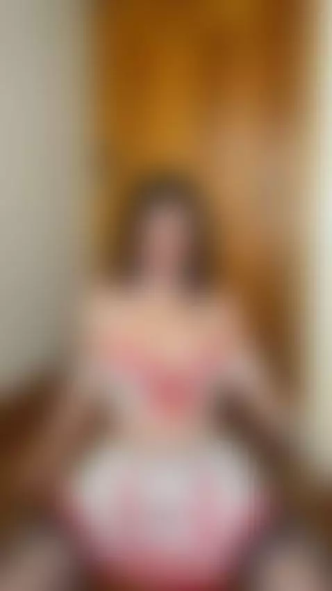 busty, bigtits, teasing by baddiexoxo1995