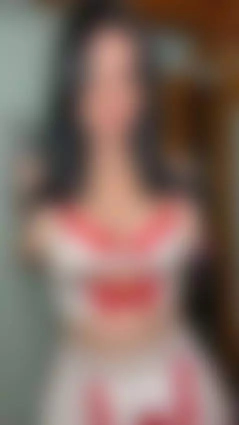 busty, bigtits, teasing by baddiexoxo1995