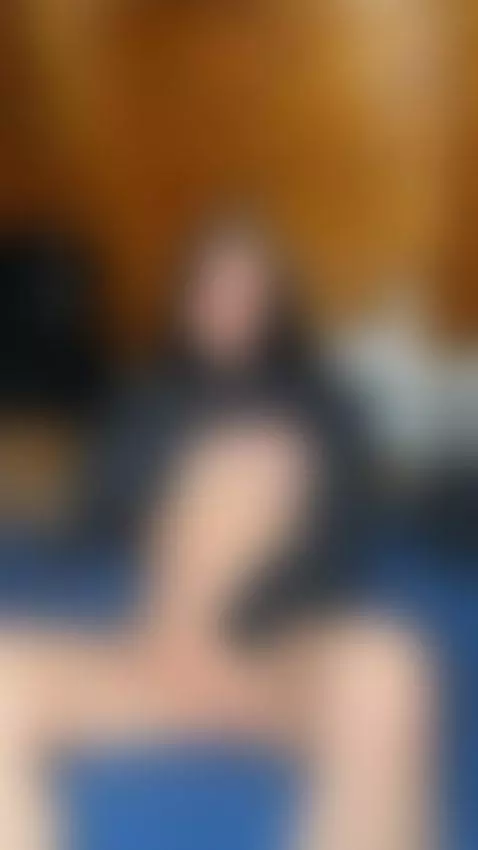 busty, bigtits, teasing by baddiexoxo1995