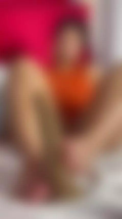 I'd love to jerk you off with my feet 🔥😋 by christinnalopez