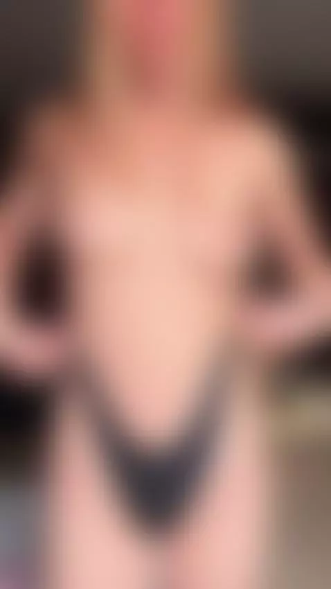 How fast are you cumming to this by sophiemiley
