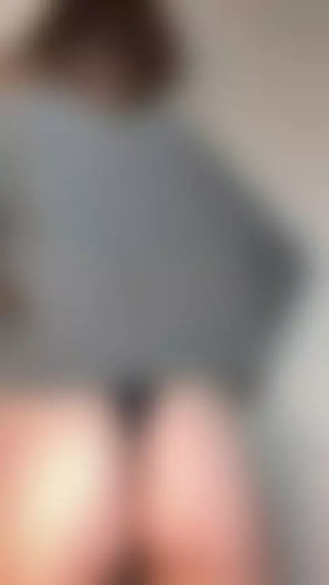 Bend me over and fuck me hard 😘 by taylorjoy