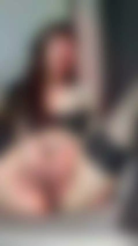 Spread wide and fingers deep inside my soaking pussy 💦 by arlimoon