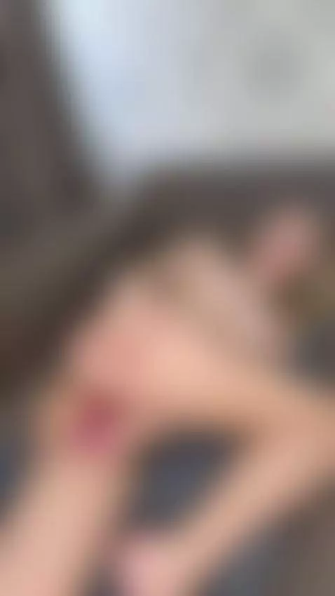 Got a FREE naughty treat for you  🍭 DM "😋" on OF, link in bi... by reiraqx